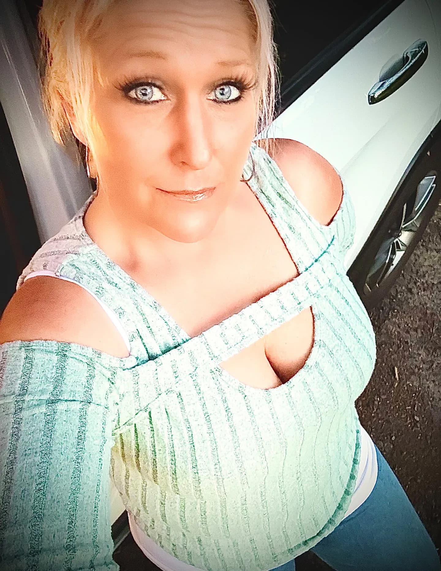 Katie Simpson image