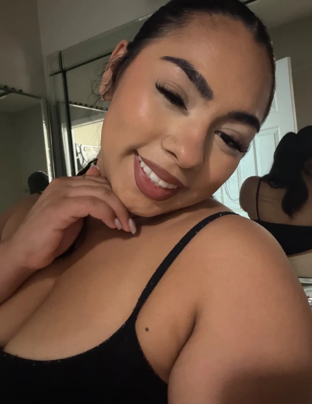 Victoria Fuentes image