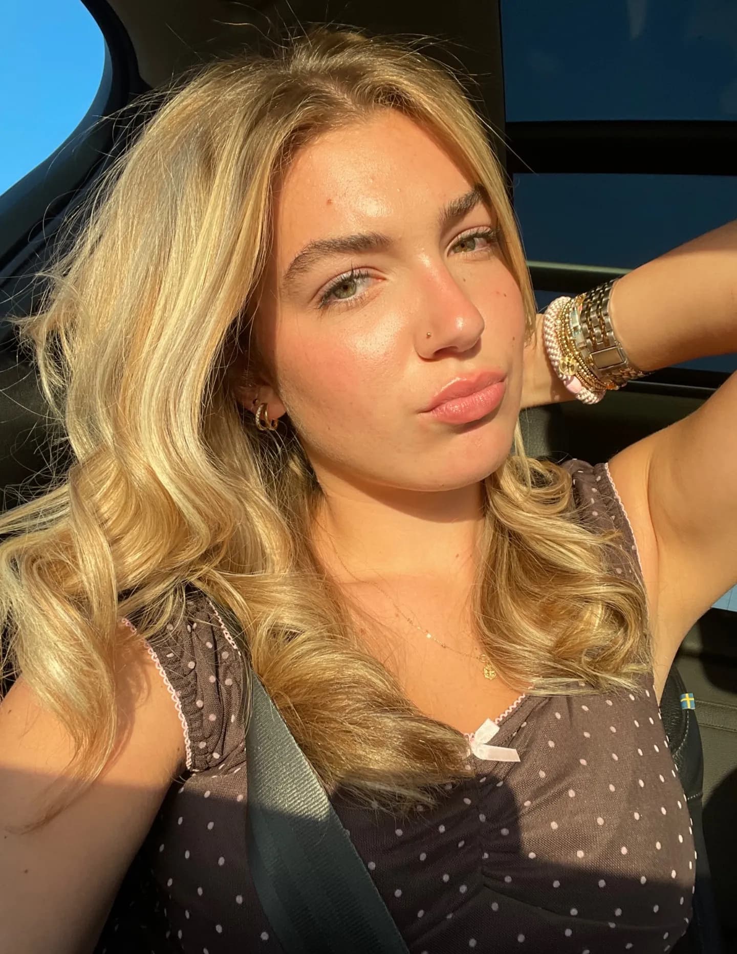 Ava Desselle image