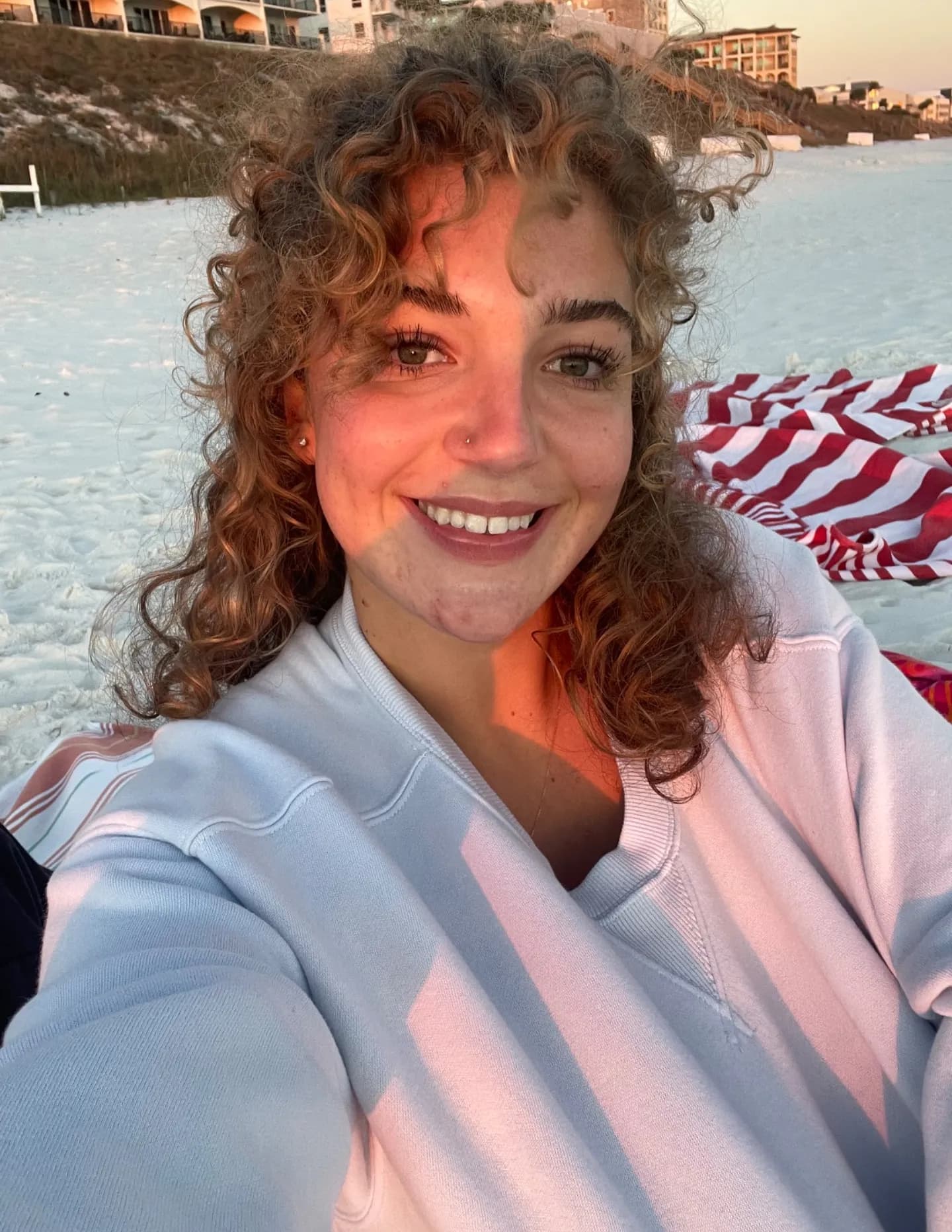 Ava Desselle image