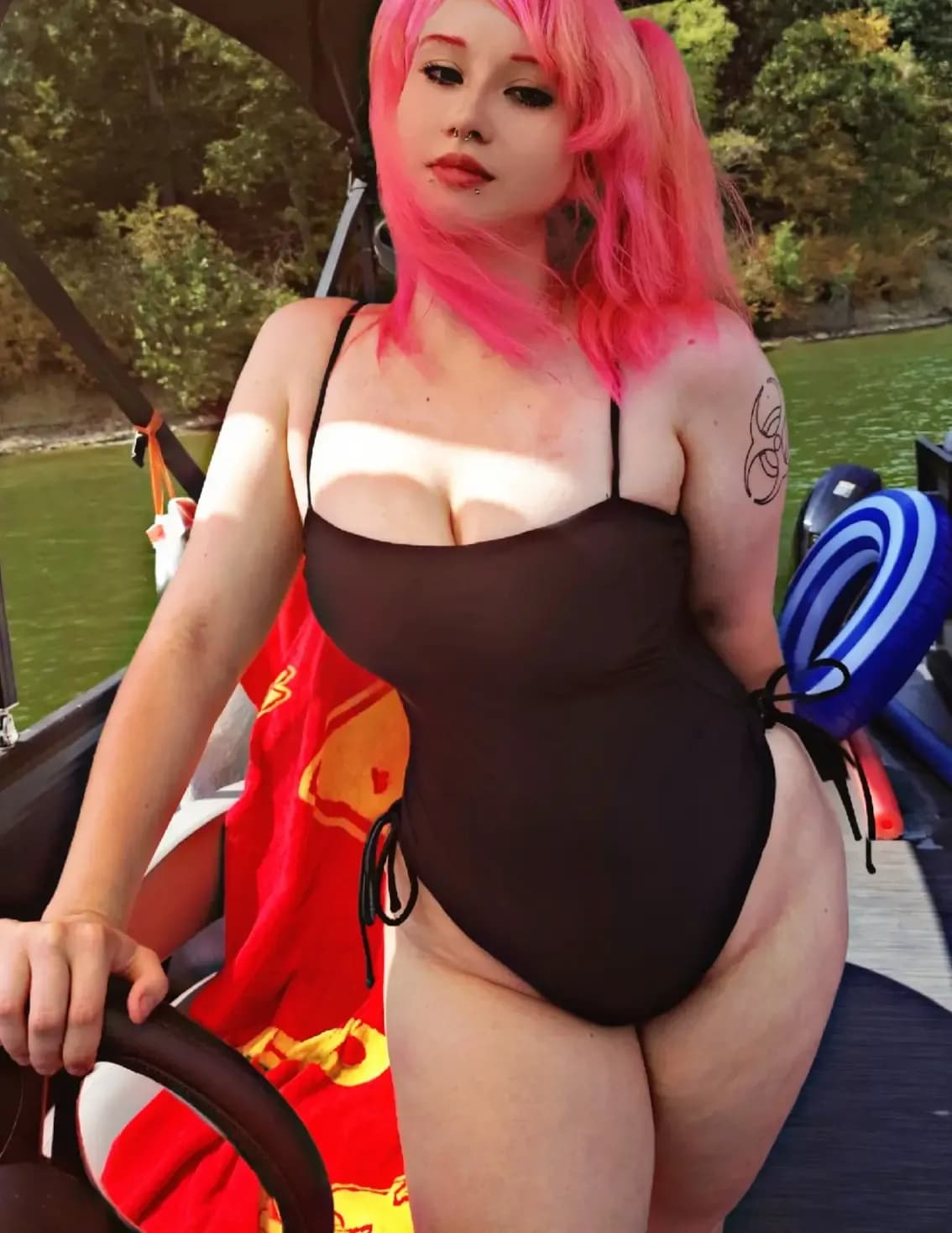 competitor XbBXK