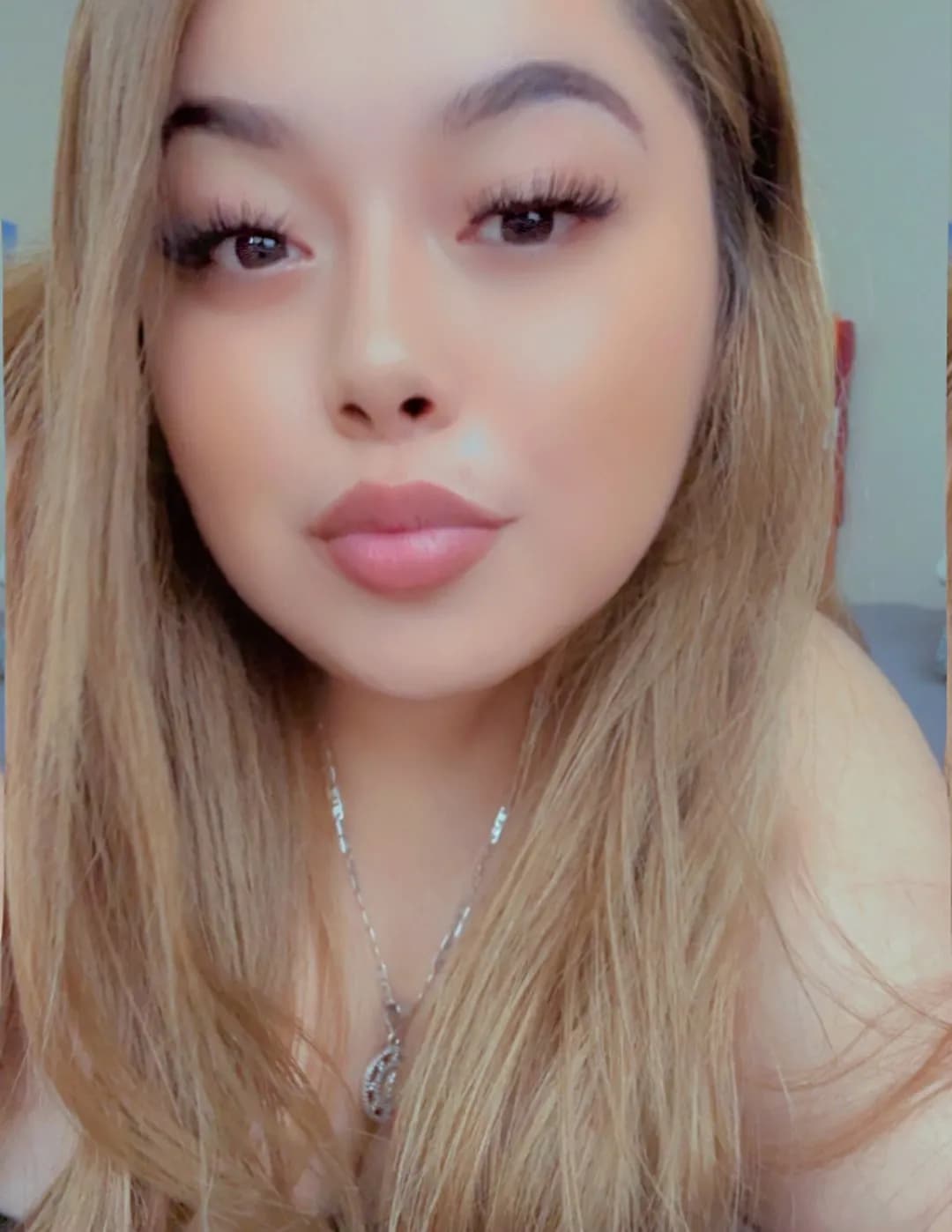 Samantha Garcia  image