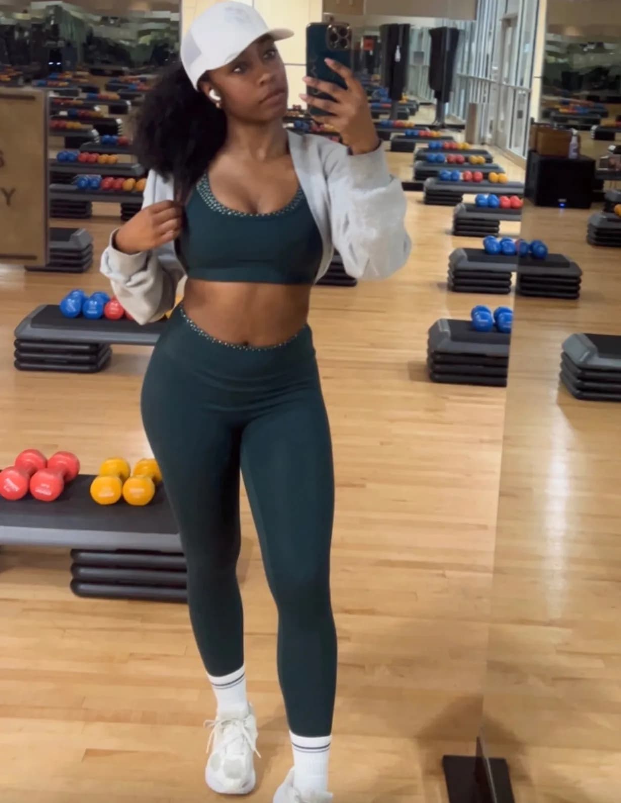 rickiabrn (tiktok username) image