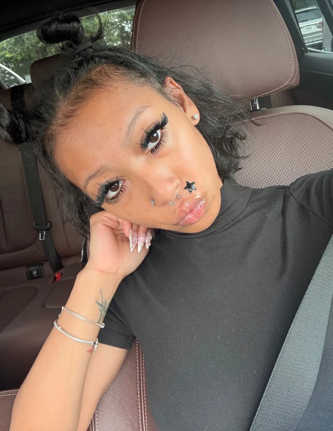 mikayla image