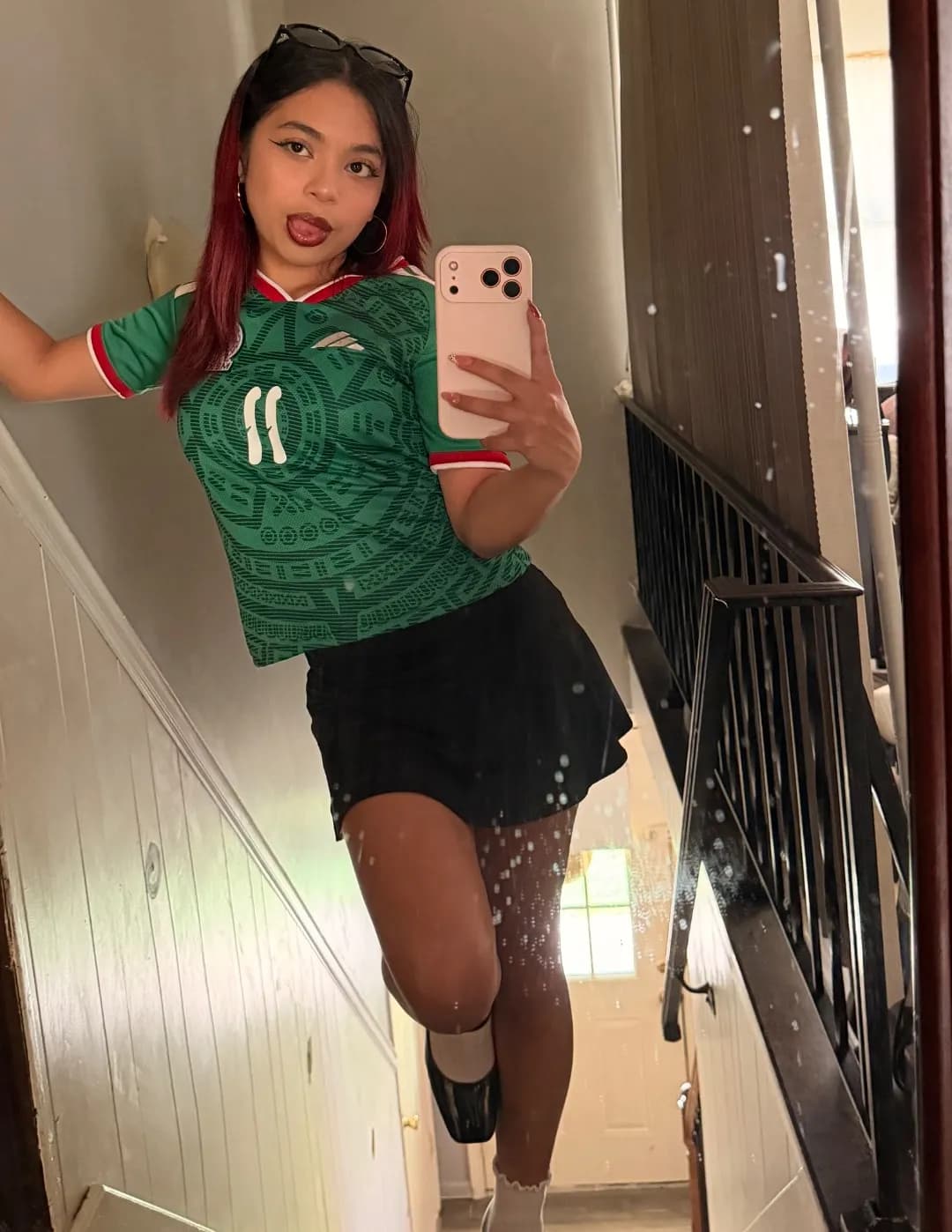 competitor QwxxY