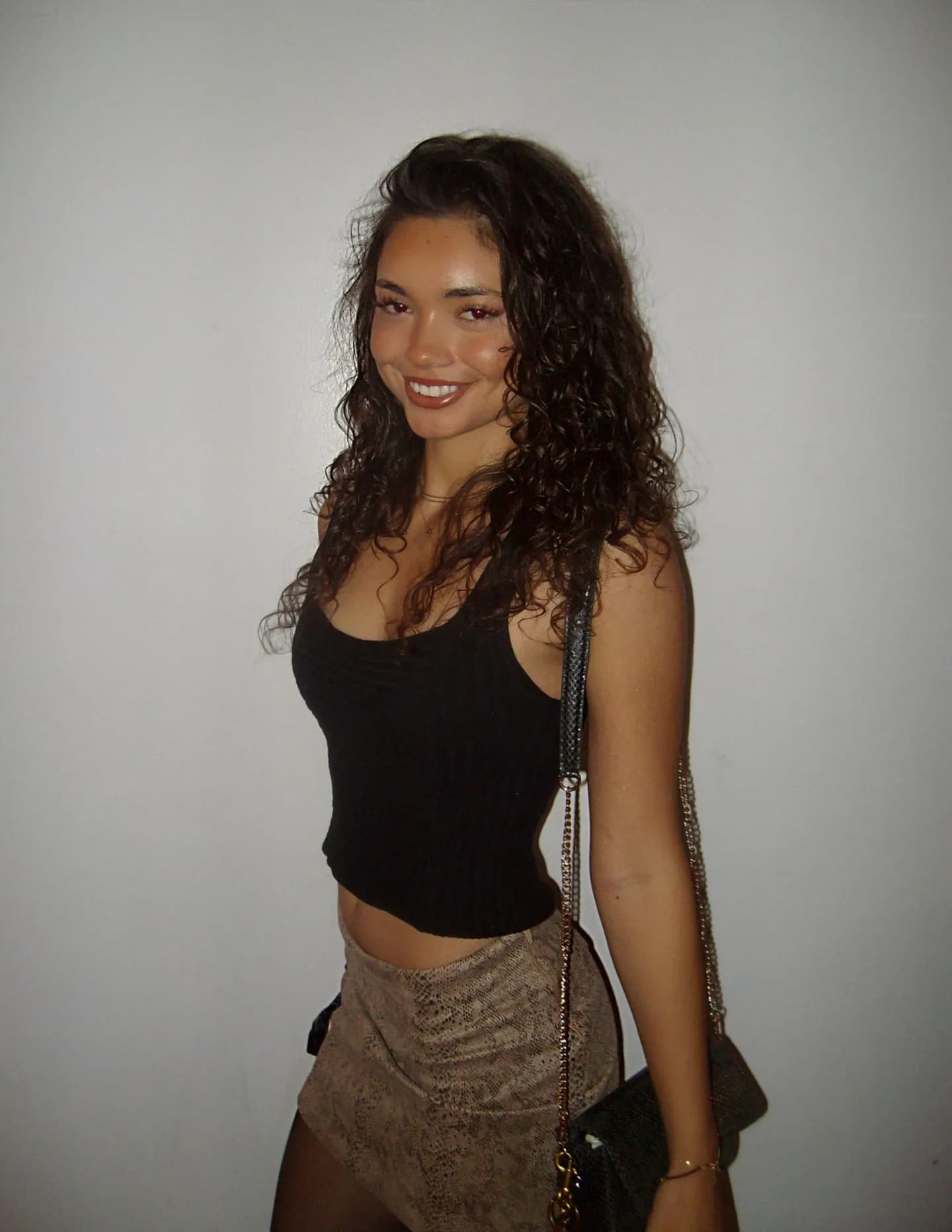 Ariarocaaa image