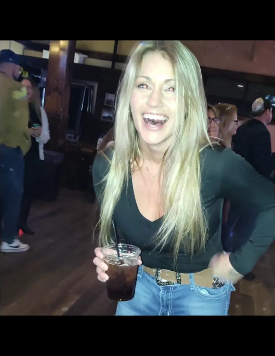 Courtney image