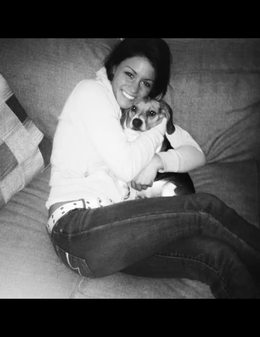 Courtney image