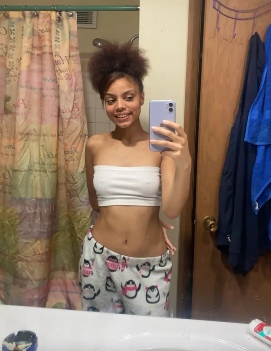 Renee medina image