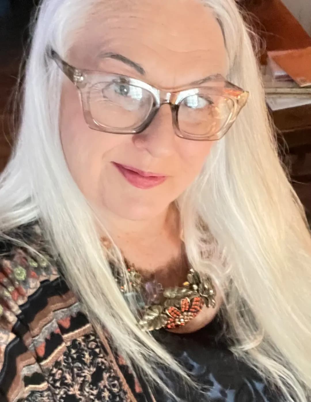 Angela Rose image