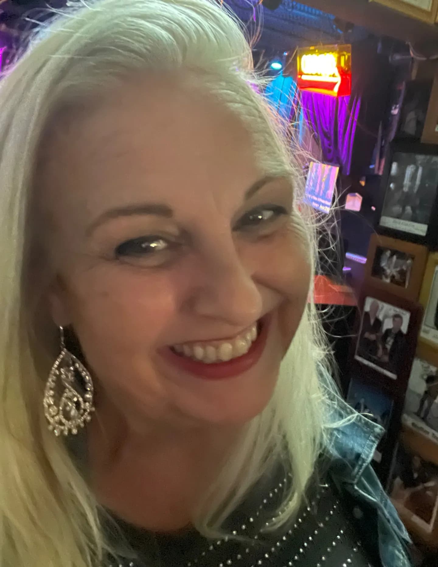Angela Rose image