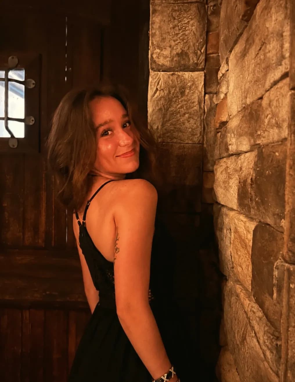 Isabella Garcia image