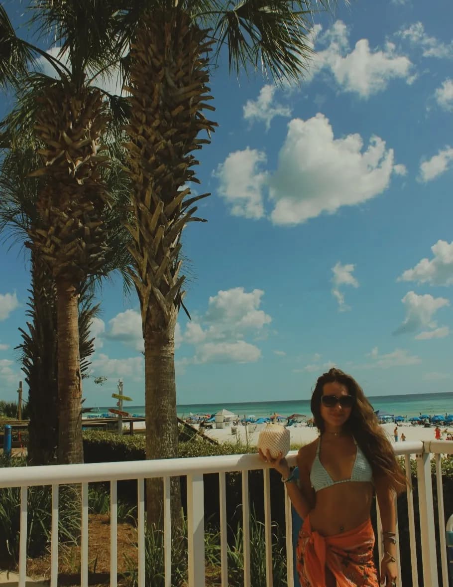 Isabella Garcia image