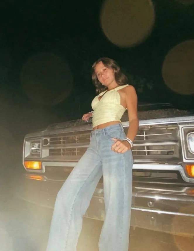 Isabella Garcia image