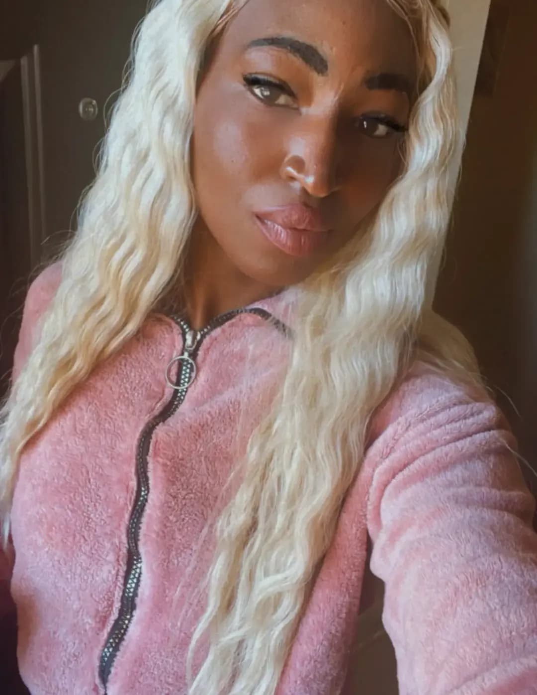 Lola rose 🌹 image