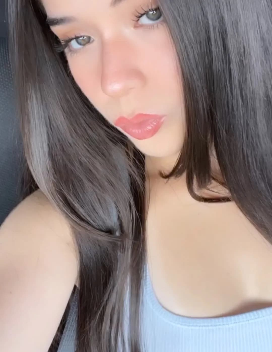 Sandy Angelina image