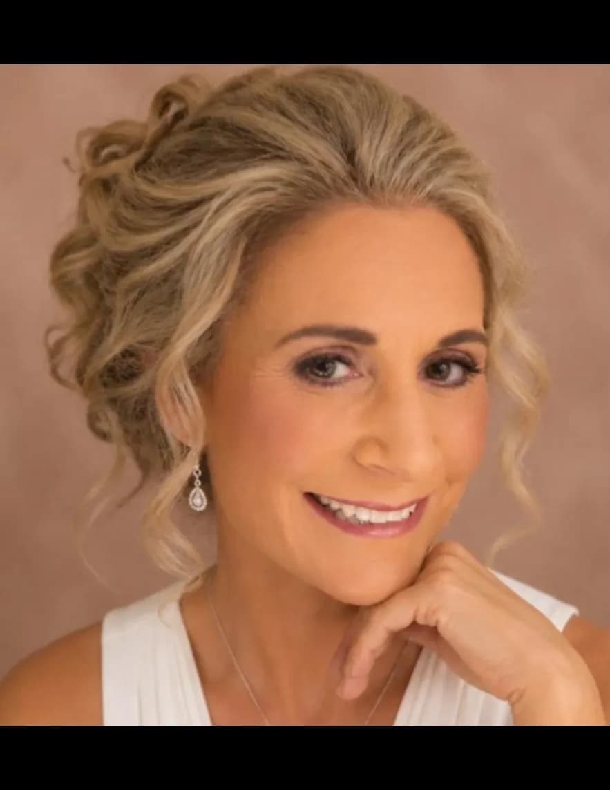Mary Ellen image