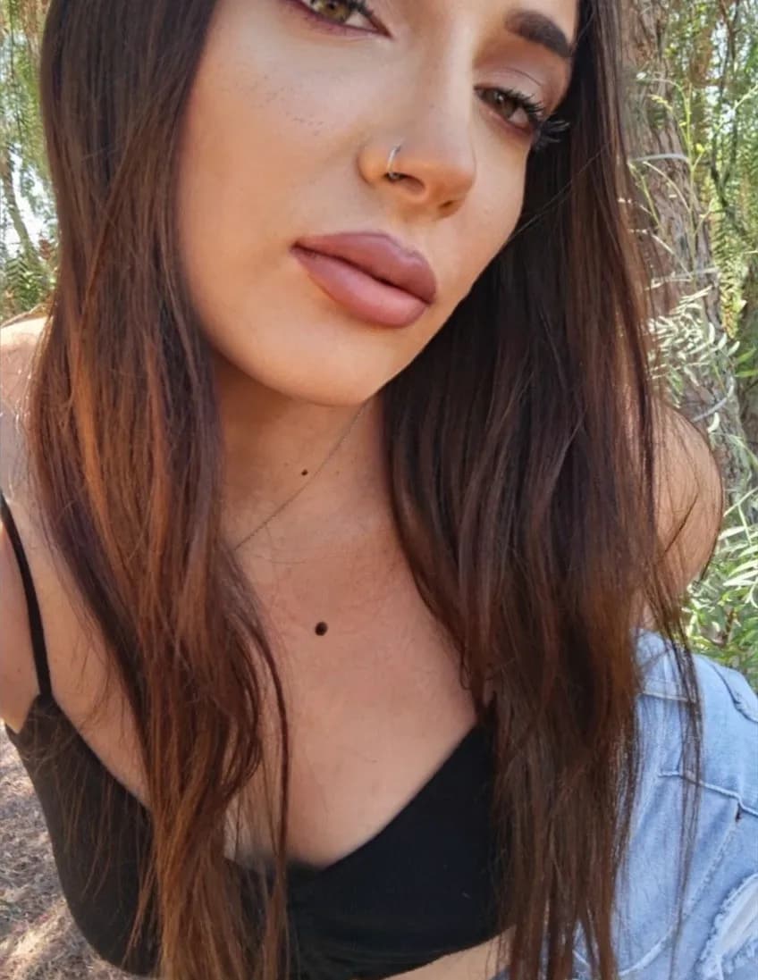 JCaliGirl29 image