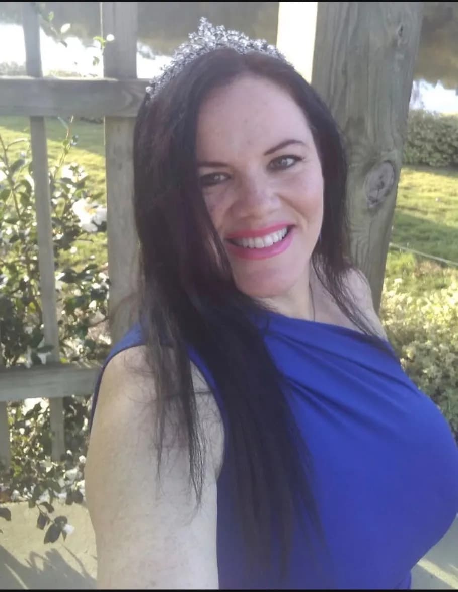 WENDYANN ROSE image