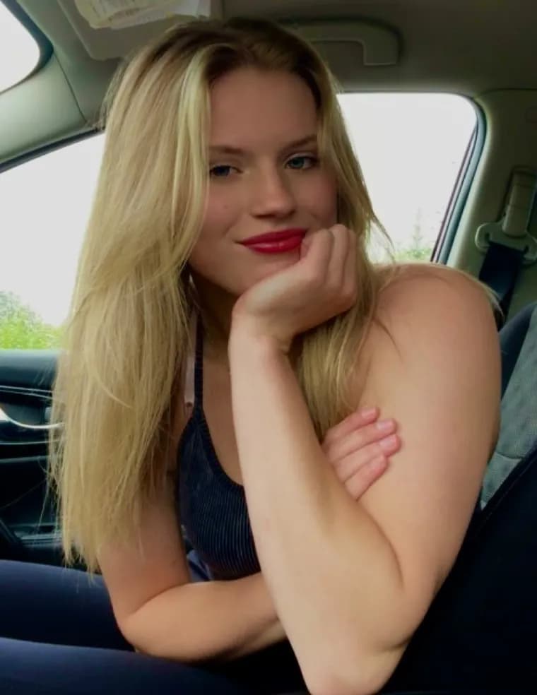 Isabelle Mattson image