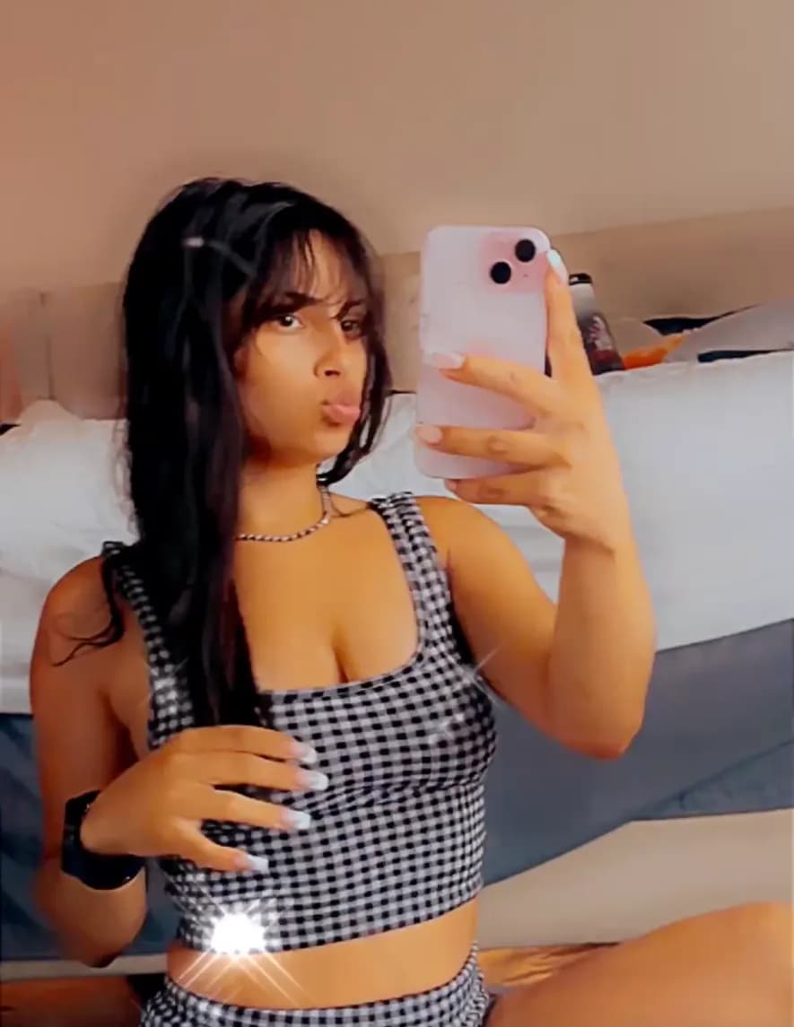 AlyssaNicole image
