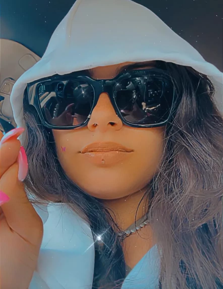 AlyssaNicole image