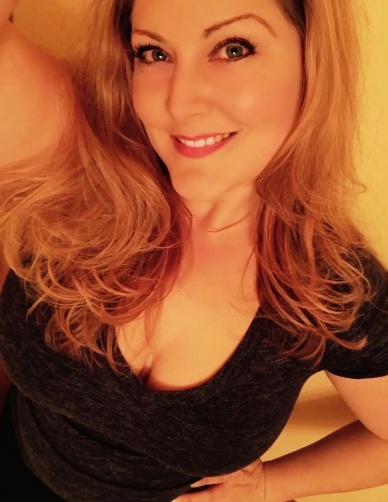 Kandis Anne image