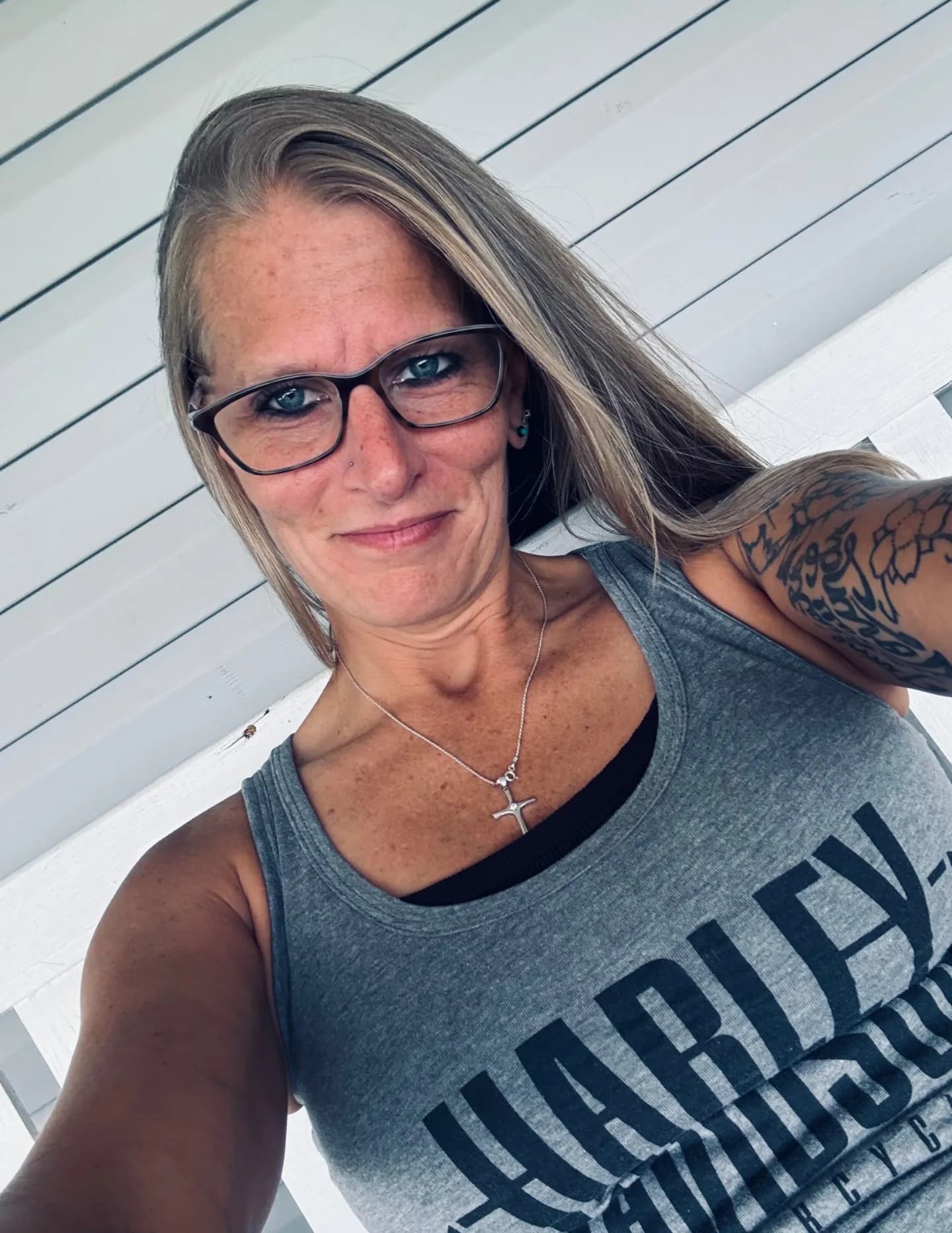 competitor vwzZj