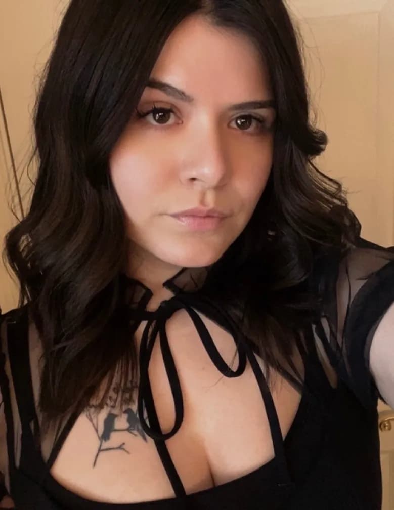 Kayla De La Paz image