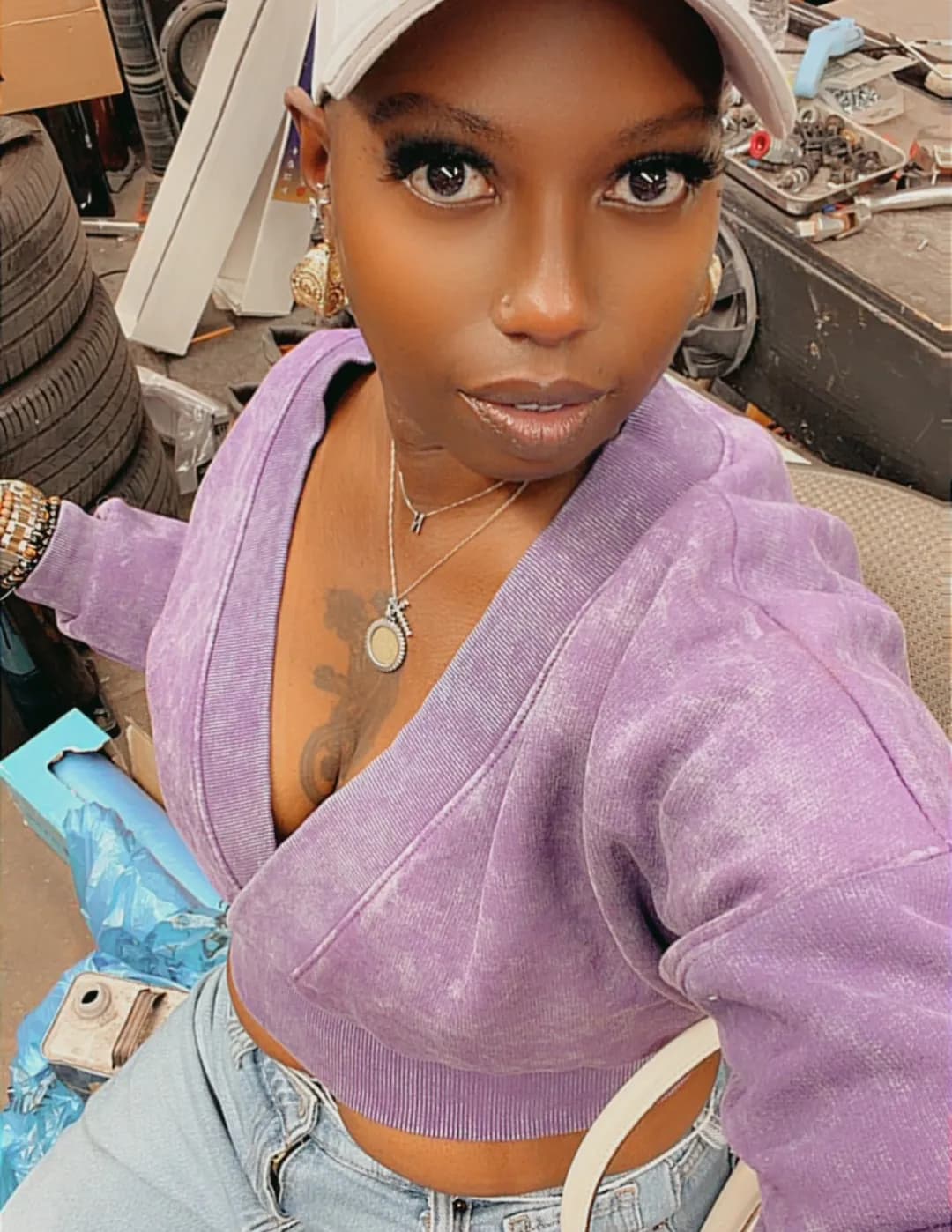 competitor YQy3j