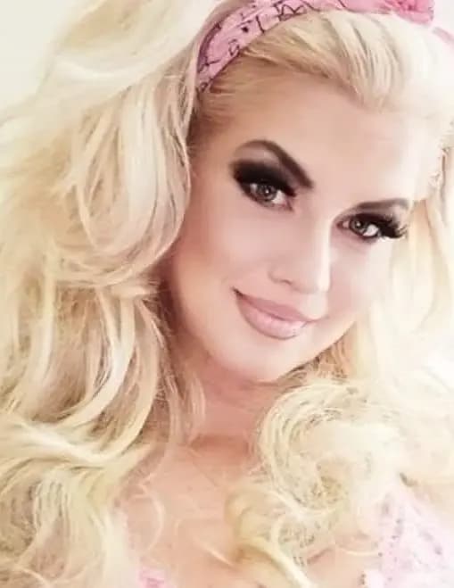 Lori June image