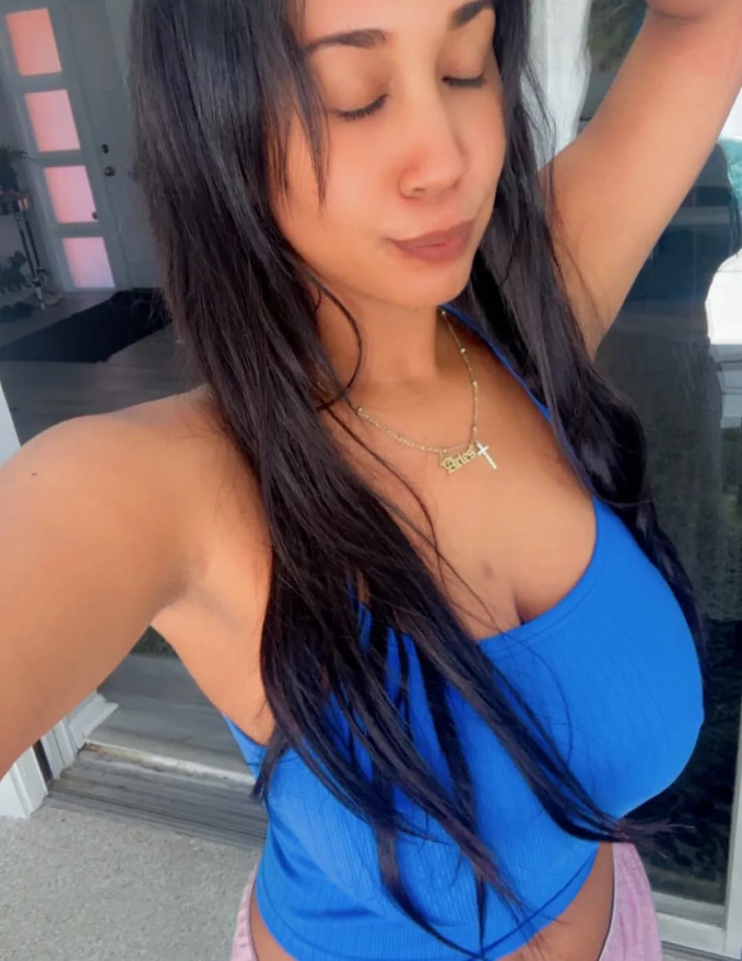 auroraalvarezxoxo image